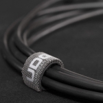 81-KcUR-H1L._AC_SL1500_