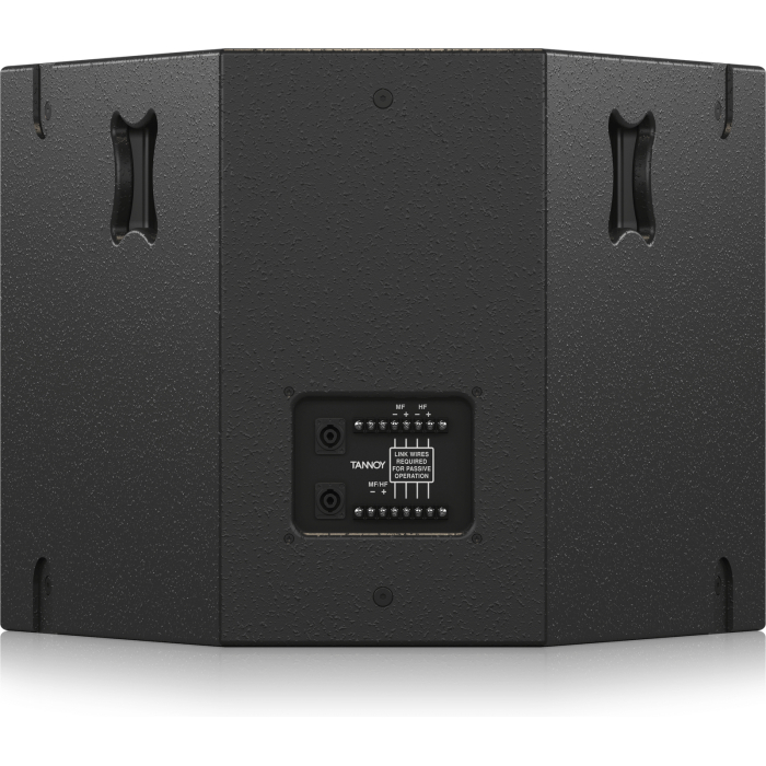 VQ64MH_P0BZM_Rear_XL