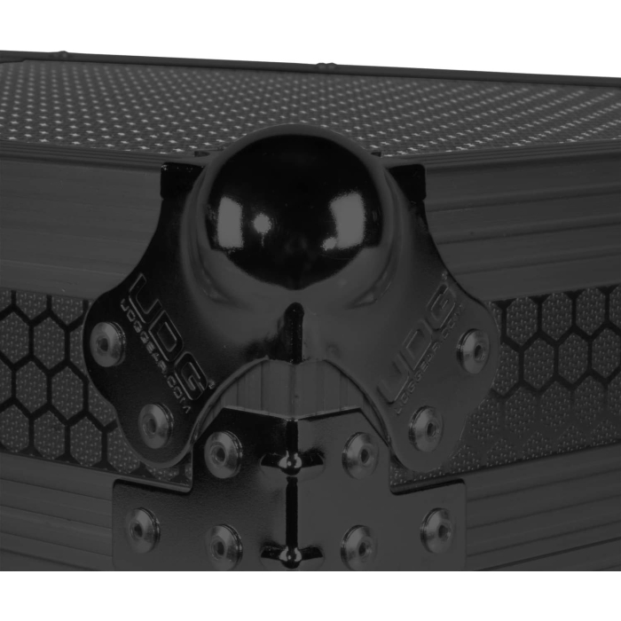 flightcase_mk2_steelball_8