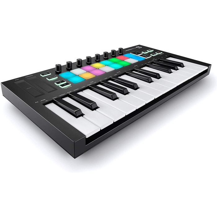 launchkey-mini-mk3-midi-keyboards202