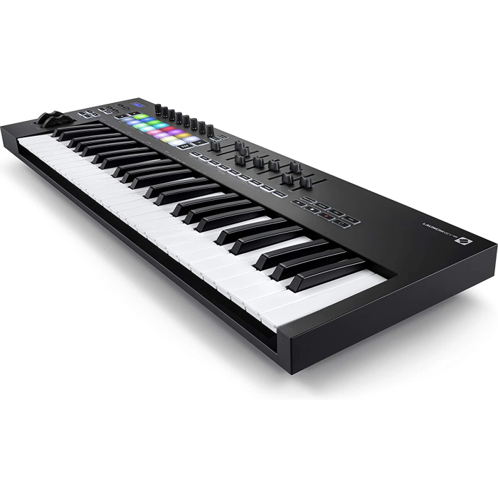 novation-launchkey-49-mk3-midi-keyboards202-1