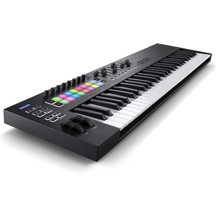 novation-launchkey-61-mk3-midi-keyboards204-1