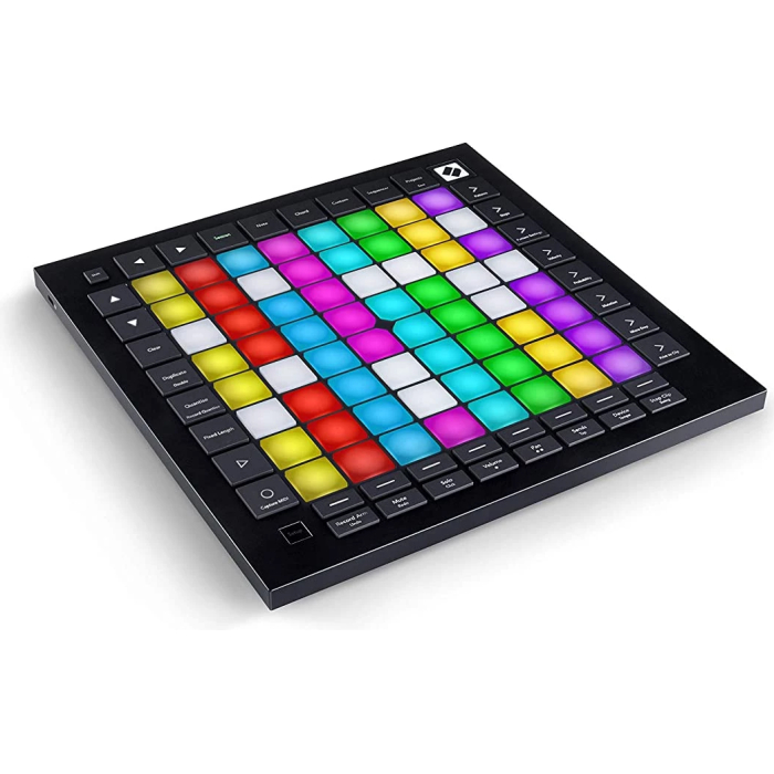 novation-launchpad-pro-mk3-midi-keyboards202-1