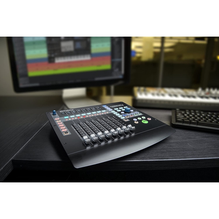 presonus-faderport-8-monitoring-and-controllers-3