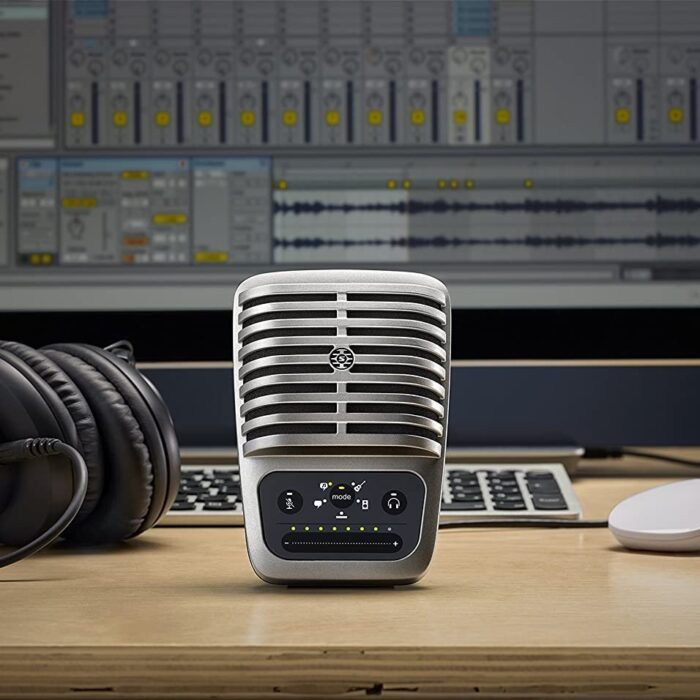 shure-mv51a-digital-largediaphragm-condenser-microphone-for-mac-pc-iphone-ipod-and-ipad-3