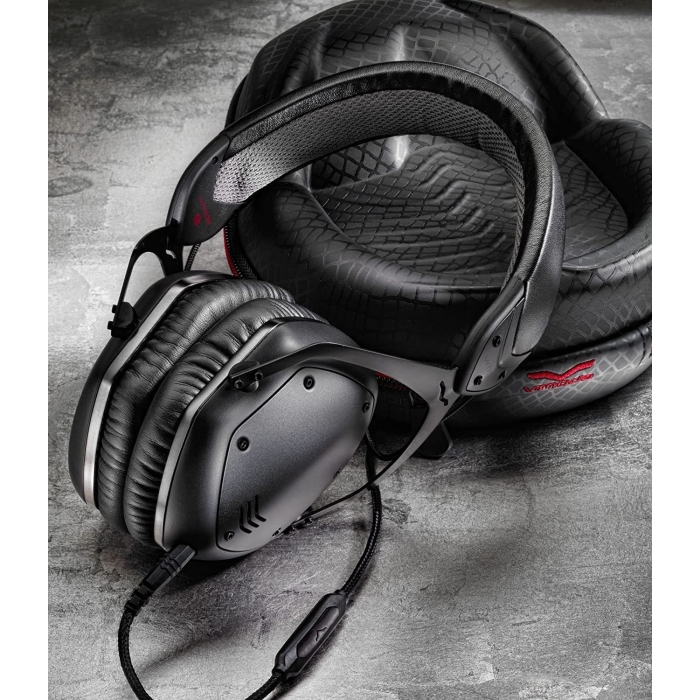 vmoda-lp2-matte-black-headphones-accessories-3