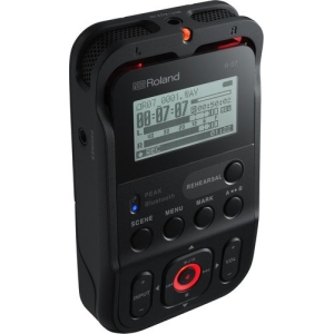 Roland  R-07  Portable Audio Recorder (Black)
