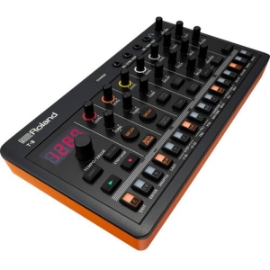 Roland T-8 Beat Machine