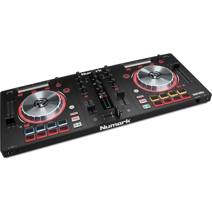 numark-mix-track-pro3-allinone-controller-solution-for-serato-dj-1