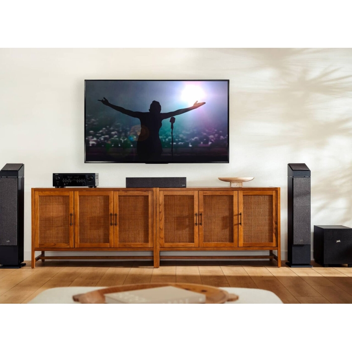 Monitor-XT10_5050_prod-insitu-familyroom